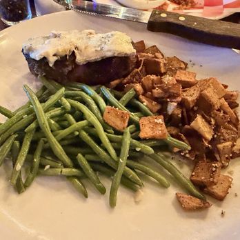 Tabella - Filet - Italian Near Me - Hattiesburg, Mississippi Tabella - Filet - Italian Near Me - Hattiesburg, Mississippi