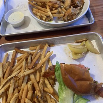 Dubs Pub - Lemon pepper wings and bacon cheeseburger. - Sports Bars Near Me - Savannah, Georgia Dubs Pub - Lemon pepper wings and bacon cheeseburger. - Sports Bars Near Me - Savannah, Georgia