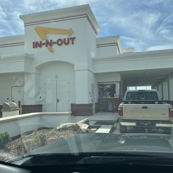 In-N-Out Burger - Burgers Near Me - Lebanon, Tennessee