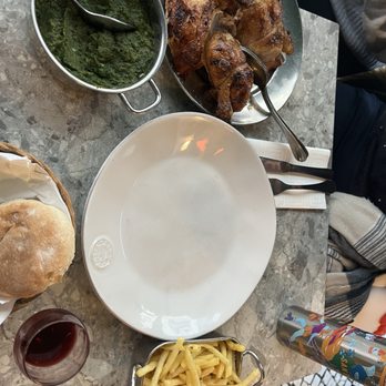 Restaurante Bonjardim - Peri peri chicken , creamed spinach , fries - Portuguese Near Me - Lisbon, 11 Restaurante Bonjardim - Peri peri chicken , creamed spinach , fries - Portuguese Near Me - Lisbon, 11
