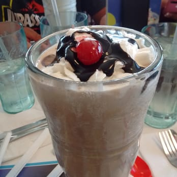 Steak ’n Shake - Hot fudge brownie shake yum!! - Burgers Near Me - Lansing, Michigan Steak ’n Shake - Hot fudge brownie shake yum!! - Burgers Near Me - Lansing, Michigan