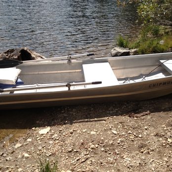 Packer Lake Lodge - Boat is included, name of cabin on the side of boat so you know which one is yours to use. - Vacation Rentals Near Me - Sierra City, California
