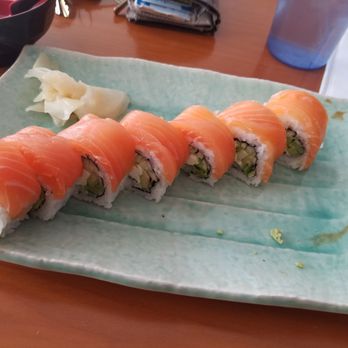 Toshi - Philly Roll - Japanese Near Me - Los Angeles, California