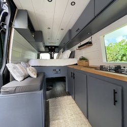 Vanyon Vans