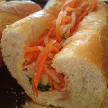 Pho Palace - A close up of the sad banh mi. I wanted to like it :( but it was just lacking too much - Vietnamese Near Me - Philadelphia, Pennsylvania Pho Palace - A close up of the sad banh mi. I wanted to like it :( but it was just lacking too much - Vietnamese Near Me - Philadelphia, Pennsylvania