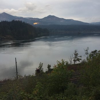Best Western Plus Columbia River Inn - Hotels Near Me - Cascade Locks, Oregon Best Western Plus Columbia River Inn - Hotels Near Me - Cascade Locks, Oregon
