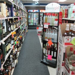 Yogi's Super Liquor - Liquor aisle
