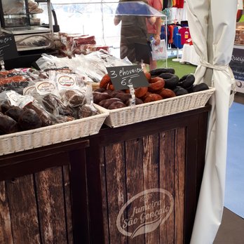Mercado da Baixa - meat - Farmers Market Near Me - Lisboa Mercado da Baixa - meat - Farmers Market Near Me - Lisboa