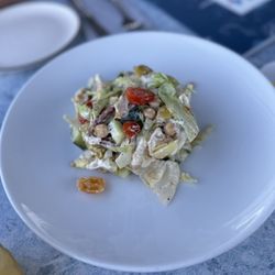 51 Rocky Neck Restaurant - Salad split
