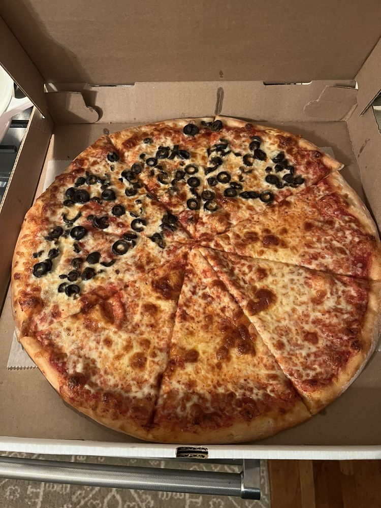 PIZZA CLASSIC - Updated July 2025 - 23 Photos & 27 Reviews - 180