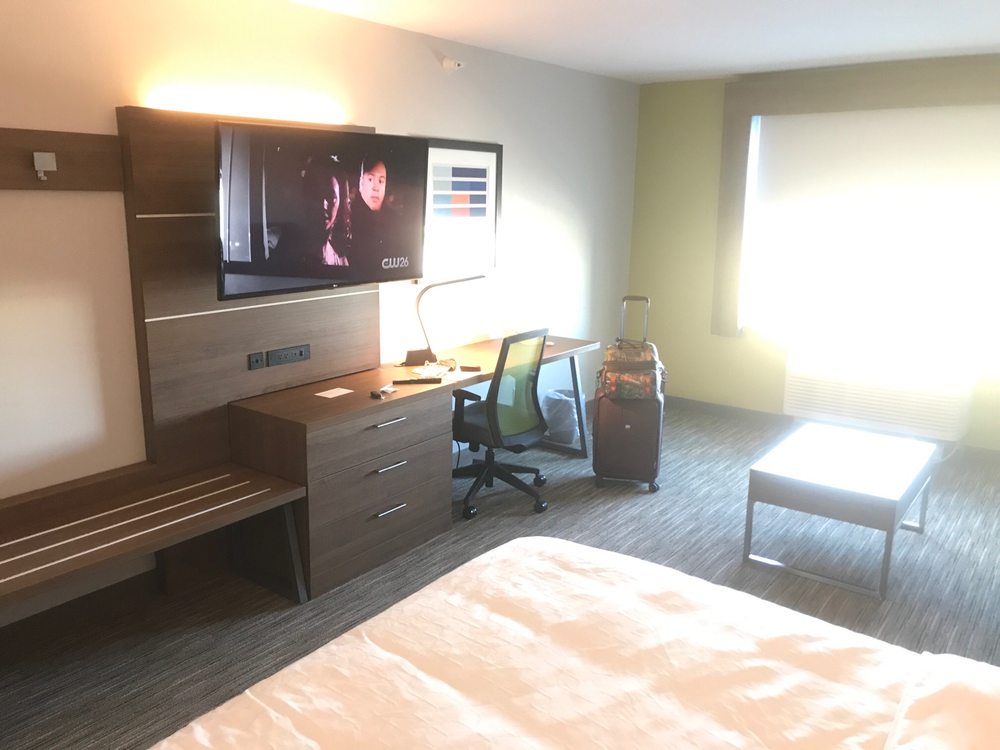 HOLIDAY INN EXPRESS & SUITES REMINGTON Updated August 2024 4276 W
