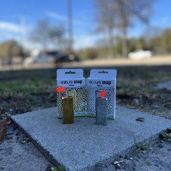 Double Apple Smoke Shop - Exus Snap Batteries - Tobacco Shops Near Me - Austin, Texas Double Apple Smoke Shop - Exus Snap Batteries - Tobacco Shops Near Me - Austin, Texas