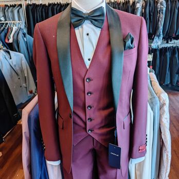 Bravo Suit and Tux - Maroon Tux - Men's Clothing Near Me - Houston, Texas Bravo Suit and Tux - Maroon Tux - Men's Clothing Near Me - Houston, Texas