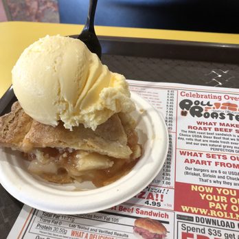 Roll-N-Roaster - Apple Pie a la mode - American Near Me - Brooklyn, New York