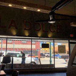 La Dolce - Inside