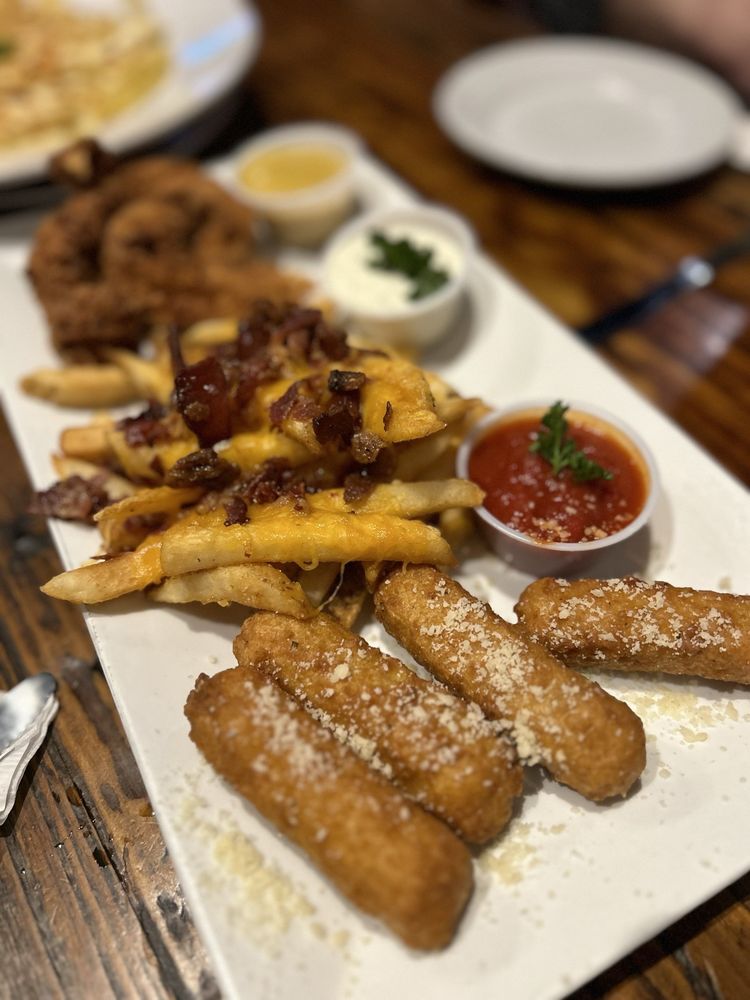 Food from Huntington Ale House