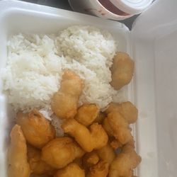 New Lin's Garden - Sweet and sour chicken