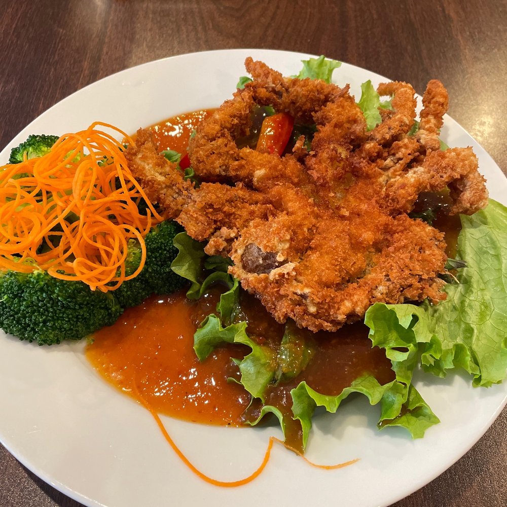 Sanphan Thai Cuisine - Crispy Soft Shell Crab - Thai Near Me - Washington, DC, District of Columbia