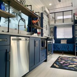Tiny Hamptons - The Bridgehampton tiny home vacation rental in Clermont Florida