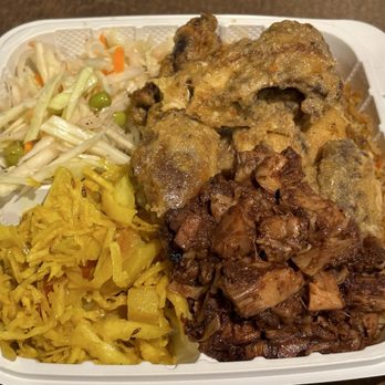 Umana Yana - Turmeric cabbage and potatoes, jackfruit, Georgetown-style chicken. - Caribbean Near Me - Albany, New York Umana Yana - Turmeric cabbage and potatoes, jackfruit, Georgetown-style chicken. - Caribbean Near Me - Albany, New York