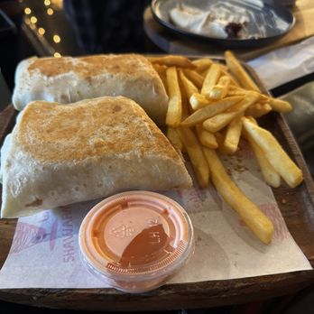 Murfreesboro Kabob - Chicken Zinger Wrap - Mediterranean Near Me - Murfreesboro, Tennessee