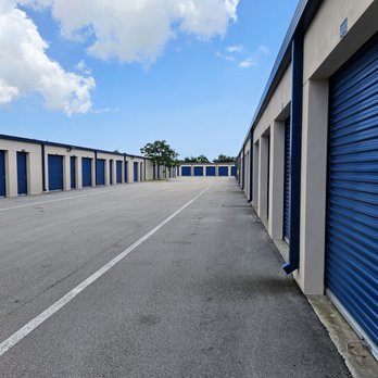 Top Self Storage - Self Storage Near Me - Pompano Beach, Florida Top Self Storage - Self Storage Near Me - Pompano Beach, Florida