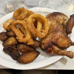 Chimpum Pollo - 1/2 Chicken-2 sides (onion rings, fried plantains)
