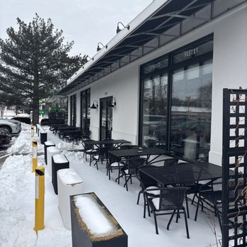 Underdog Coffee & Bread - Outside patio 2026 - Breakfast & Brunch Near Me - Annandale, Virginia