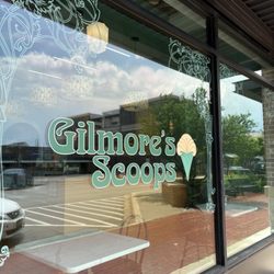 Gilmore's Scoops - Outside