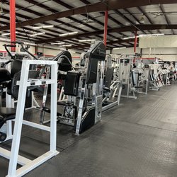 World Gym - Cincinnati - Equipment