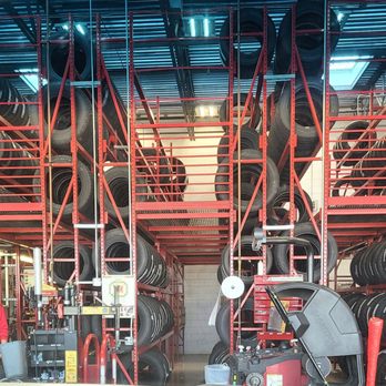 Discount Tire - Work area - Tires Near Me - Midlothian, Texas