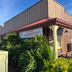 Dave’s Hawaiian Ice cream