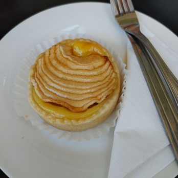 la pâtisserie LA PATISSERIE ARTISTIQUE - Updated July 2025 - 72 Photos