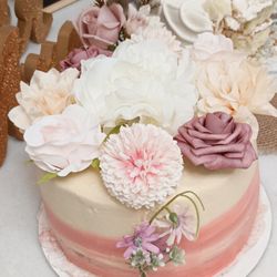 Bake With Nana - Beautiful Wedding Cake for Bride and Groom