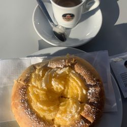 Pastelaria e Padaria Venezuela - Pan de deus