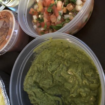 Ma' Luz - Pick that was barely passable and guacamole... yes that green mush!!!! - Mexican Near Me - Charlotte, North Carolina Ma' Luz - Pick that was barely passable and guacamole... yes that green mush!!!! - Mexican Near Me - Charlotte, North Carolina