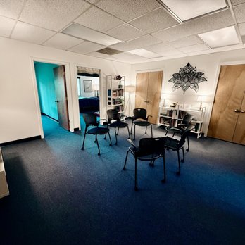 Prodigy Healing - Waiting room/class space in office - Naturopathic/Holistic Near Me