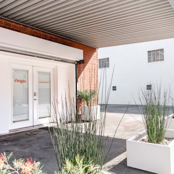 Origin Physical Therapy - Entrance (in the back) - Physical Therapy Near Me - West Hollywood, California Origin Physical Therapy - Entrance (in the back) - Physical Therapy Near Me - West Hollywood, California