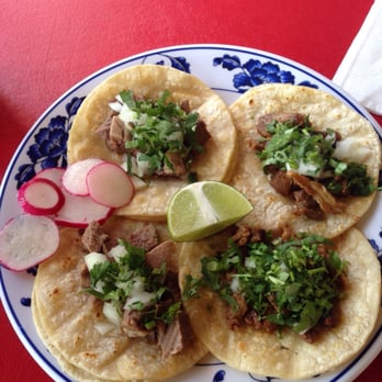 Taqueria Costa Alegre Taco Bus - Beef and beef tongue taco - Mexican Near Me - Seattle, Washington