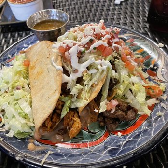 Cielito Lindo Mexican Restaurant - Al pastor and carne asade dorado tacos - Mexican Near Me - Santa Rosa, California Cielito Lindo Mexican Restaurant - Al pastor and carne asade dorado tacos - Mexican Near Me - Santa Rosa, California