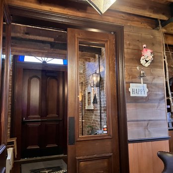 Morluski's - Entrance/Exit~ - Wine Bars Near Me - Clarence, New York