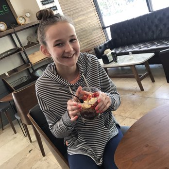 Vale Healthy Kitchen - Tampa - Acai Bowls Near Me - Tampa, Florida