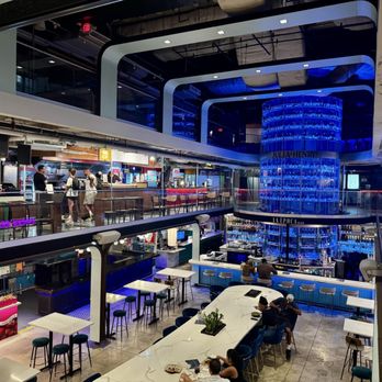 Puffles - Interior of Julia and Henry's - Ice Cream & Frozen Yogurt Near Me - Miami, Florida
