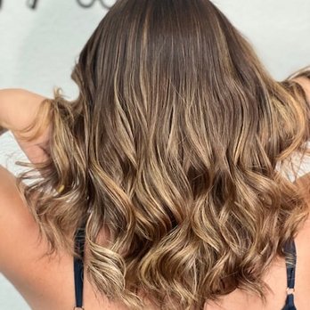 D'Vina's Salon and Spa - Hair Salons Near Me - North Port, Florida D'Vina's Salon and Spa - Hair Salons Near Me - North Port, Florida