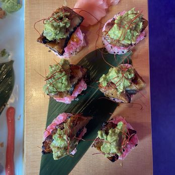SUSHIDELIC - Wasabi Avocado Eel Roll - Japanese Near Me - New York, New York SUSHIDELIC - Wasabi Avocado Eel Roll - Japanese Near Me - New York, New York