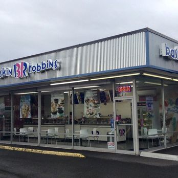 Baskin-Robbins - Storefront on NE Halsey St. - Ice Cream & Frozen Yogurt Near Me - Portland, Oregon Baskin-Robbins - Storefront on NE Halsey St. - Ice Cream & Frozen Yogurt Near Me - Portland, Oregon