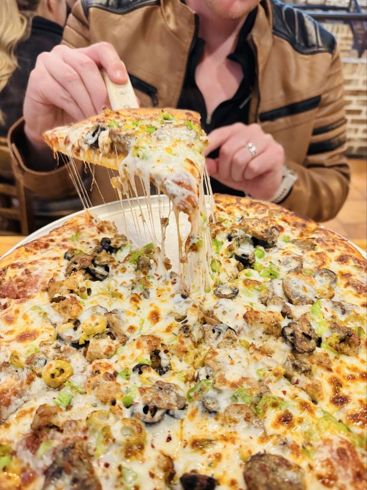 Food from Tommy's On Thomas