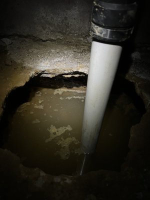 Murray's Plumbing and Heating Logo