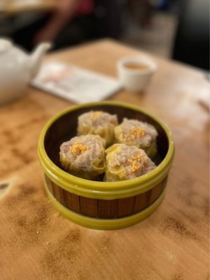 Ming's Tasty by null