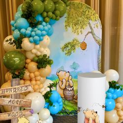 A Class Events & Creations - Winnie the Pooh baby shower decor